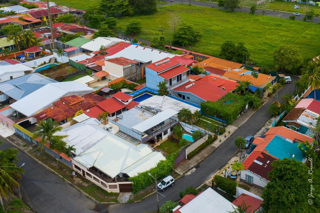 Luxurious Hideaway With Pool And Rooftop Deck ฆาโก ภายนอก รูปภาพ